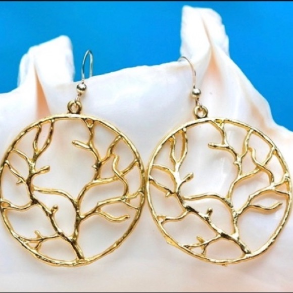Gold Round Earrings Tree of Life Cut out Branch - Picture 2 of 3